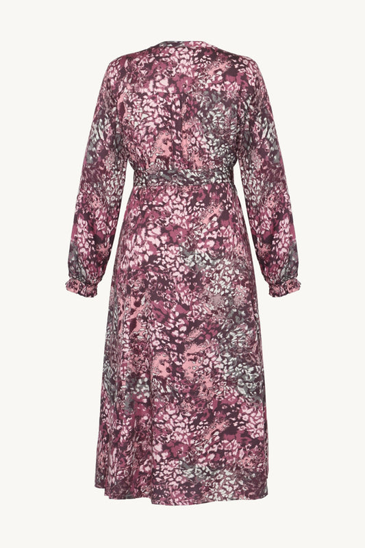 CWDelia - Color 3748