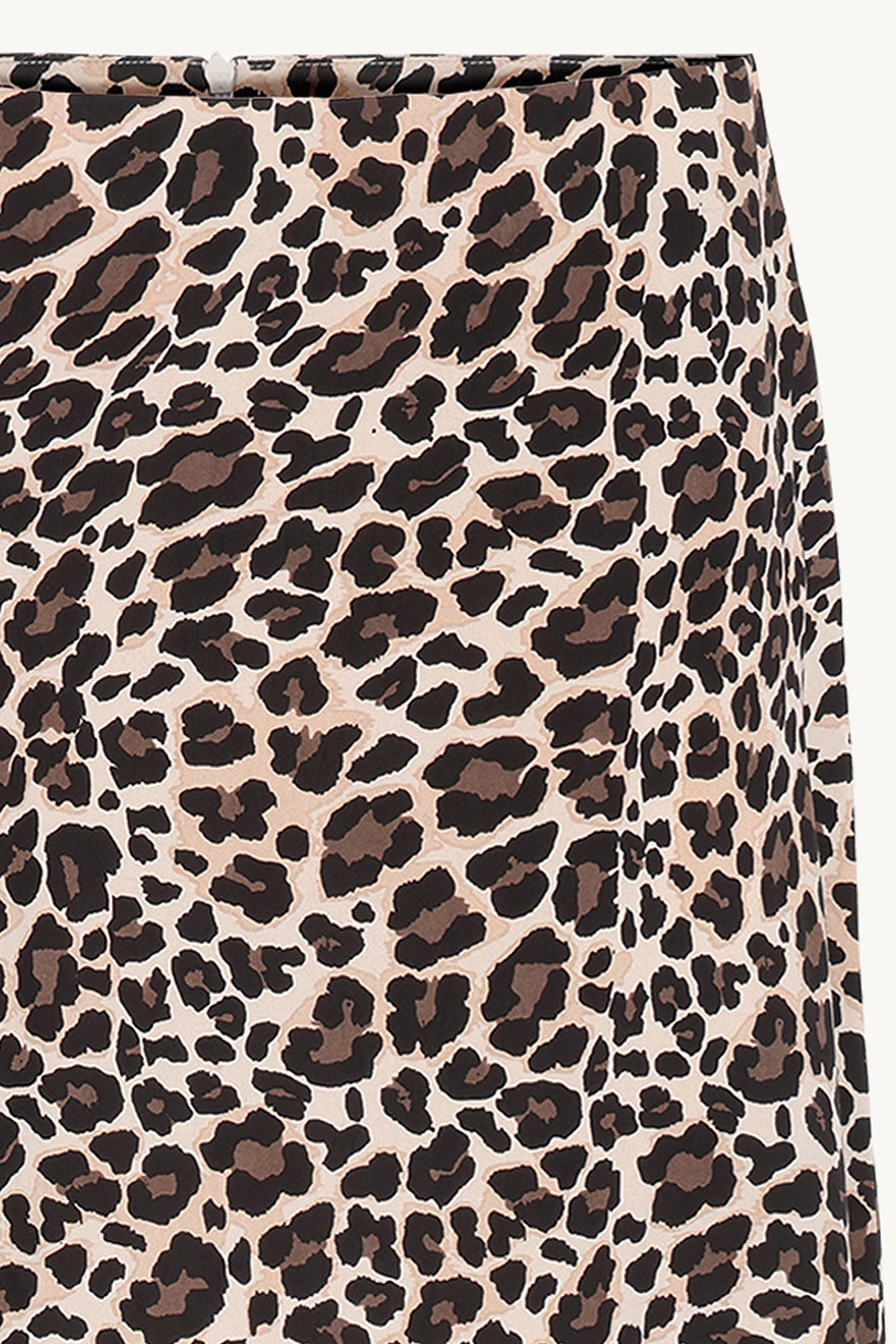 CWNanika - Color 4538