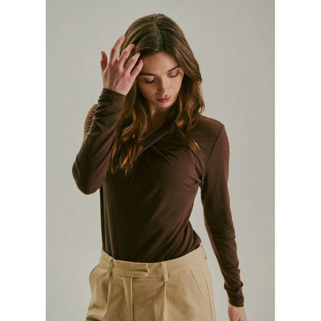 CLAIRE CWAlayah T-shirt L/S 4562 Bitter Chocolate